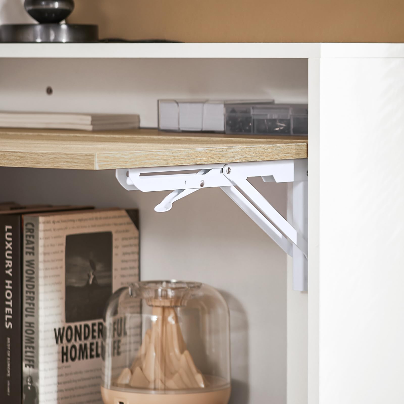 SoBuy Scrivania Pieghevole Salvaspazio per Ufficio e Casa Tavolo da Lavoro Multifunzionale in Legno con Design Richiudibile Ideale per Cameretta, Studio, Piccoli Spazi 70x57x85cm FWT104-WN