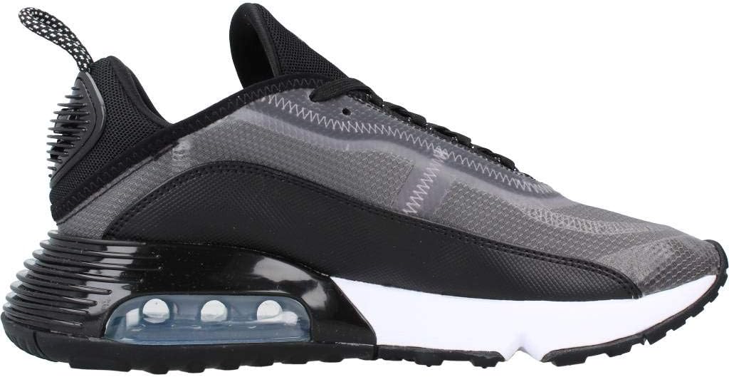 nike air max 2090 trainers in black and silver
