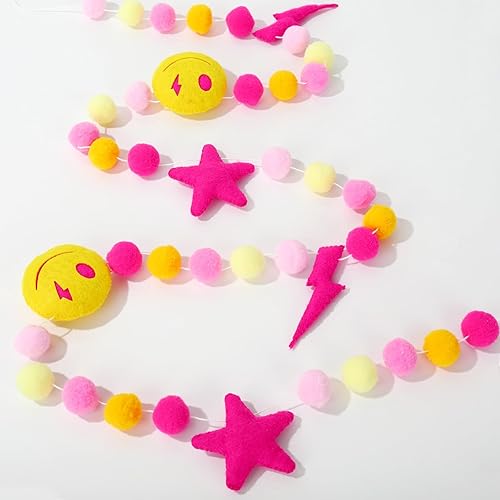 Whaline Cartel de fieltro preppy 3D rosa con iluminación de cara de estrella, guirnalda de bolas de fieltro premontada con temática preppy guirnalda