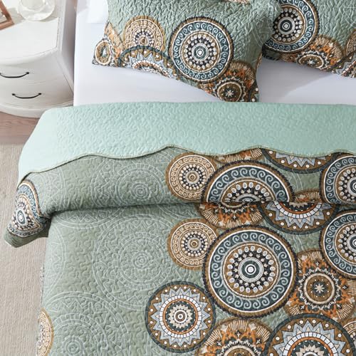 LEAONME 3 Pieces King Size Olive Green Quilt Set Lightweight Oversized Bedspread 98''x106'' Soft Microfiber Floral Coverlet Luxurious Warm Bed Cover for All Seasons (1 Quilt, 2 Pillow Shams)