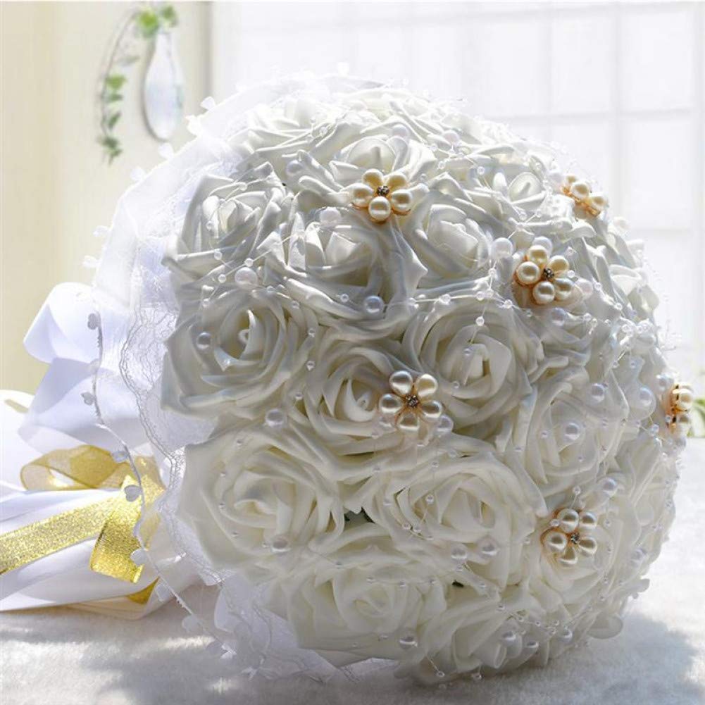 Bouquet de mariée fleurs artificielles pour une noce en extérieur