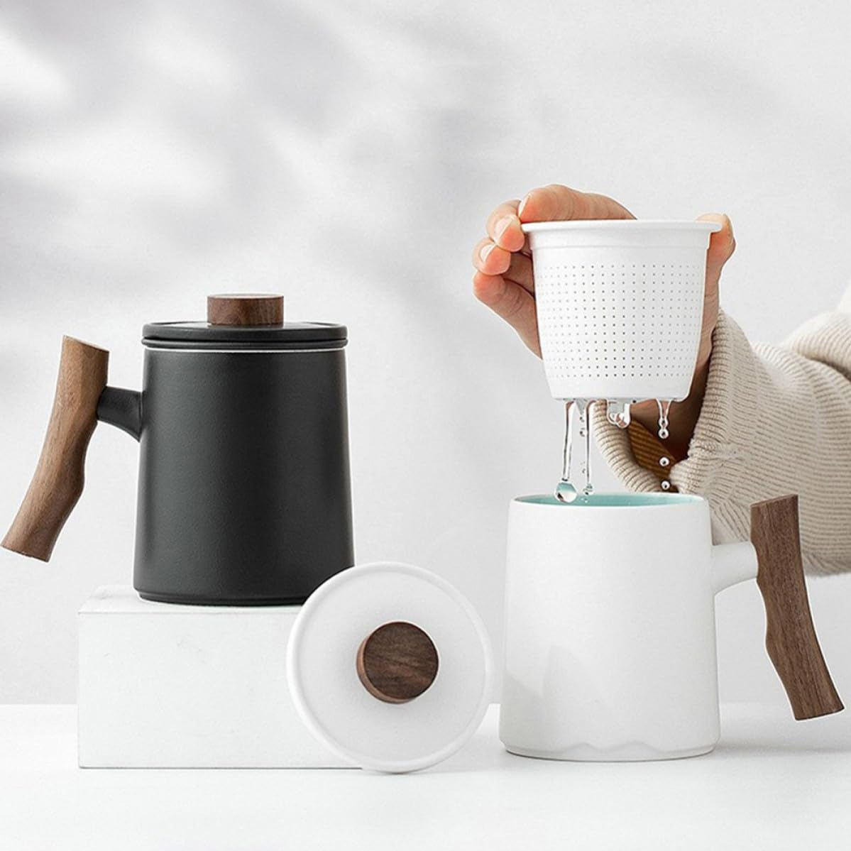 Healifty Taza de Cerámica Negra con Filtro para Infusiones y Mango de Madera de 360ml Diseño Elegante y Capacidad Grande para Diversas Ocasiones