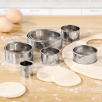 4115)製菓用品　ケーキ型、抜き型、流し型など　大量　まとめて 4115)製菓用品 ケーキ型、抜き型、流し型など 大量 まとめて