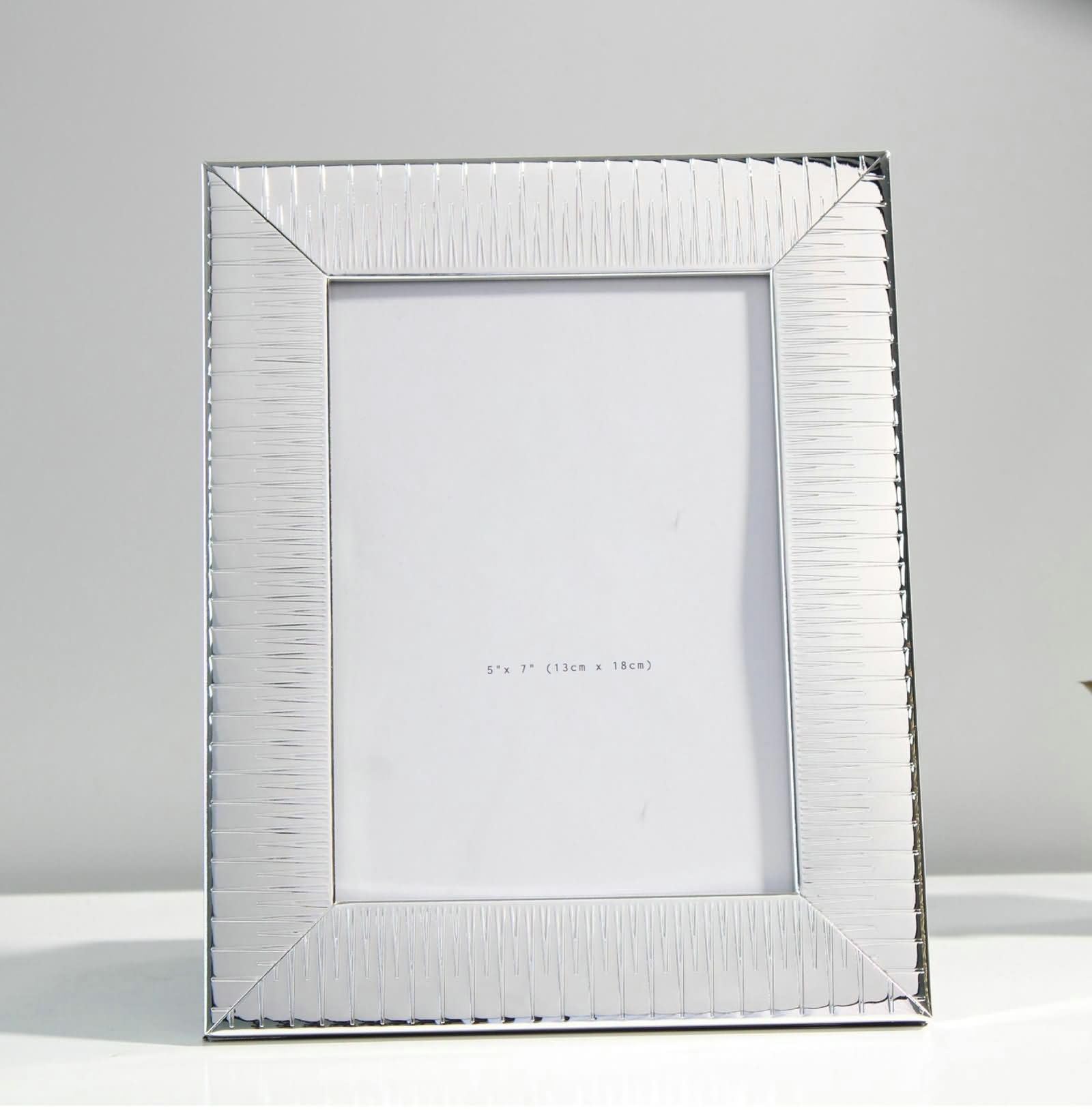 Ramka na zdjęcia w stylu vintage, 20,32 x 25,4 cm, srebrna, w stylu vintage, prostokątna, blat stołu i ściany, format poziomy i pionowy, ściana ze zdjęciami do dekoracji pokoju