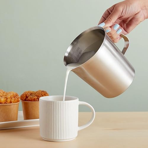 Miniatura 4 de Juvale 4 tazas medidoras de metal de acero inoxidable, 32 onzas, con asa, jarra graduada de acero inoxidable con marcas de onzas y mililitros