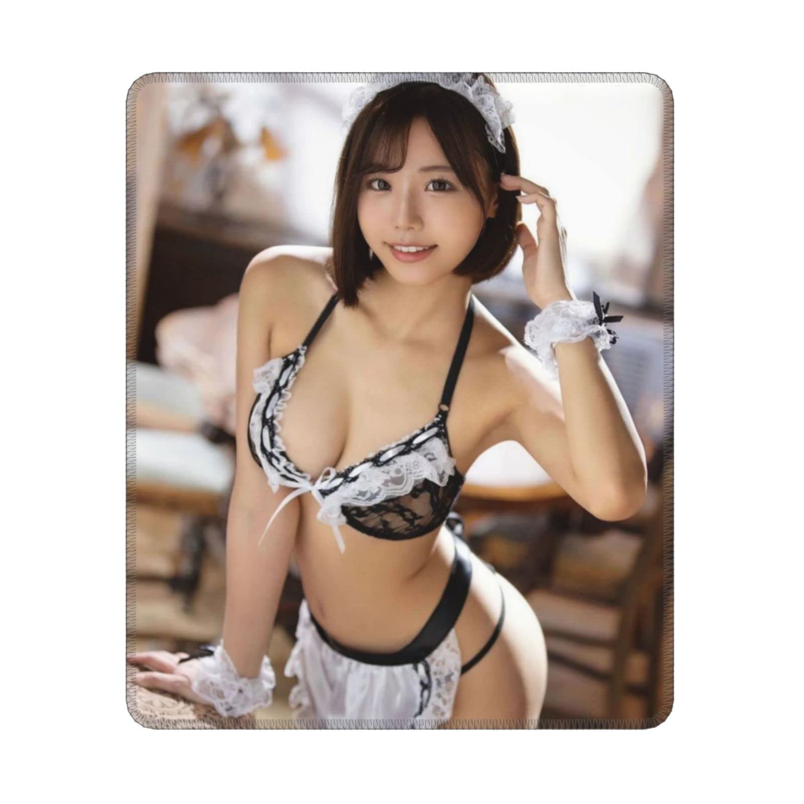 本郷愛 抱き枕カバー・マウスパッドセット