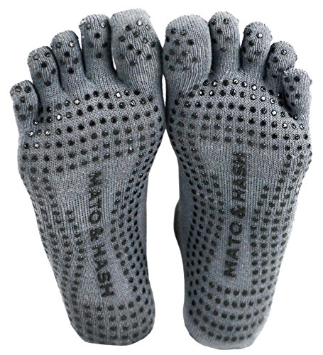 Image of Mato & Hash 5-Toe Exercise Barefoot Feel Yoga Socks With Full Grip