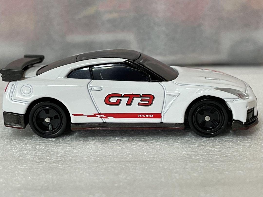 Amazon | 5000台限定 トミカ 日産 GT-R NISMO GT3仕様ミニカー