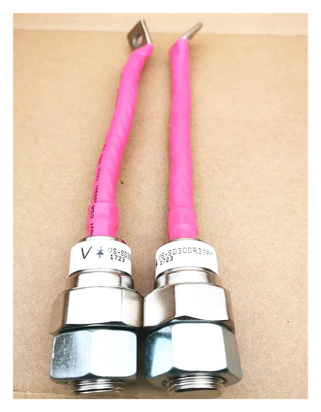 BFSYDLUJ 1pcs VS-SD300R32PC SKN100/16 SKN100/12 SKN100/14 SKN100/08 diode thyristor(VS-SD300R32PC)