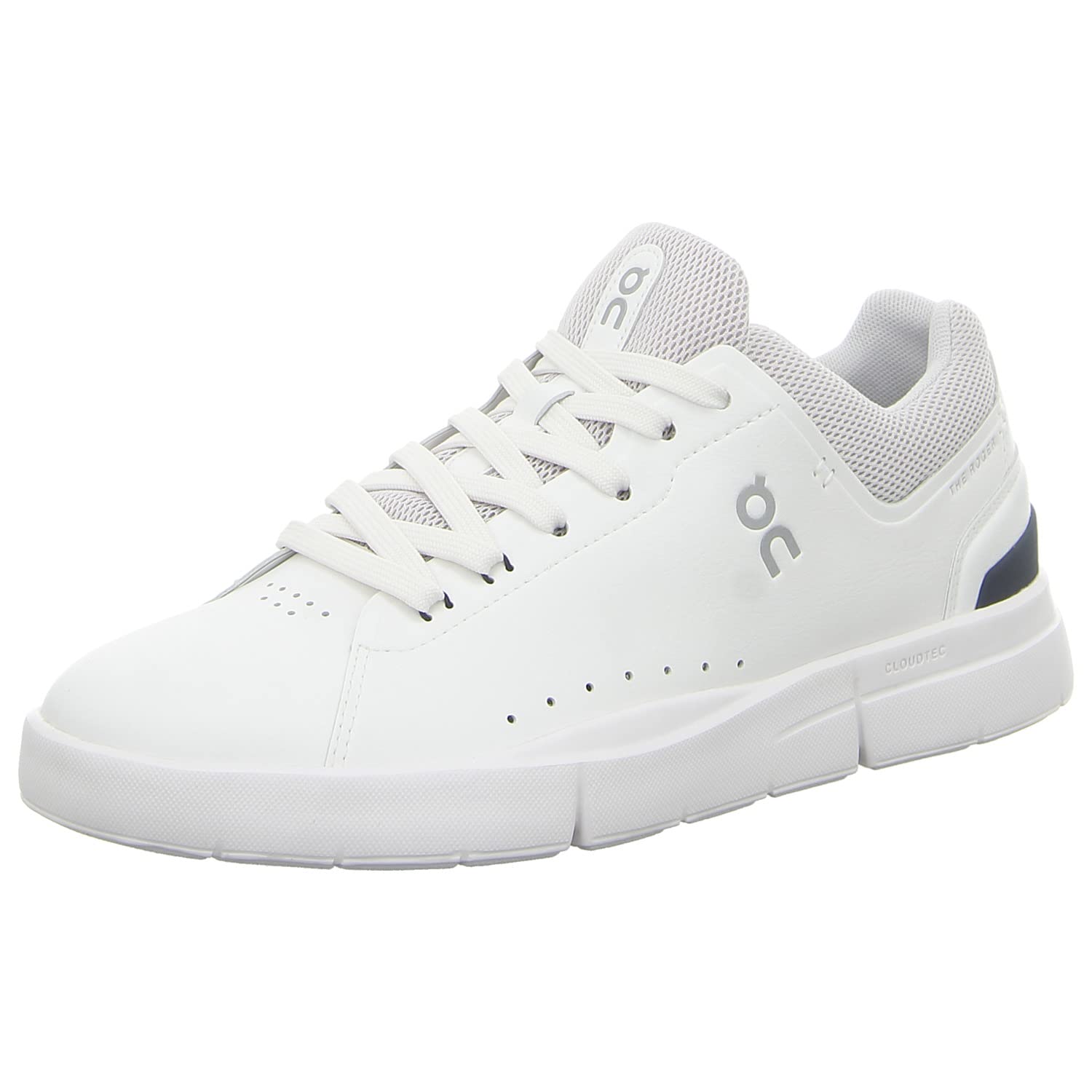 On Women's The Roger Advantage Sneakers