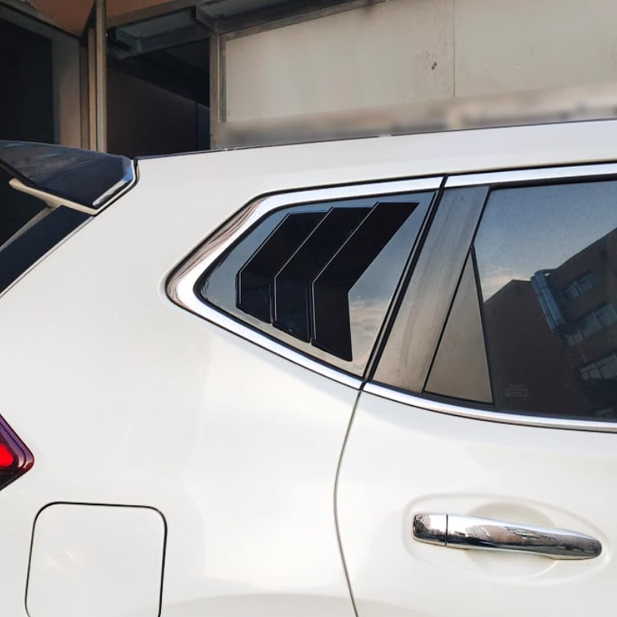 JIEOSDIN Car Accessories Rear Window Louvers Shutter Cover Trim Compatible with Nissan New Rogue 2021 2022 2023 2024 (Glossy Black) 2PCS ABS