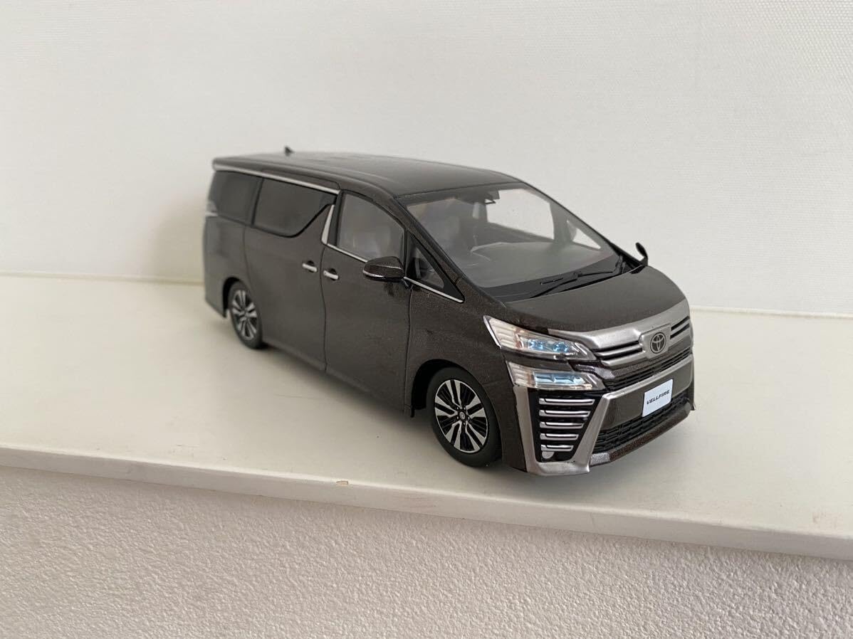 Amazon | トヨタ ヴェルファイア 1/30 後期 VELLFIRE カラーサンプル