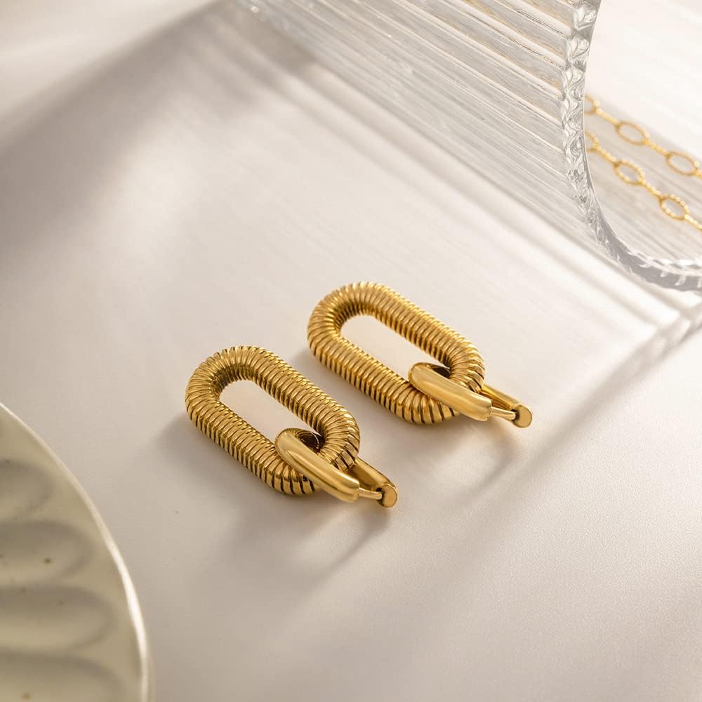 8YEARS Chunky Gold Hoop Earring for Women, 18K Gold Plated Lightweight Thick Hoops, Hypoallergenic Trendy Jewelry for Gift - Image 8