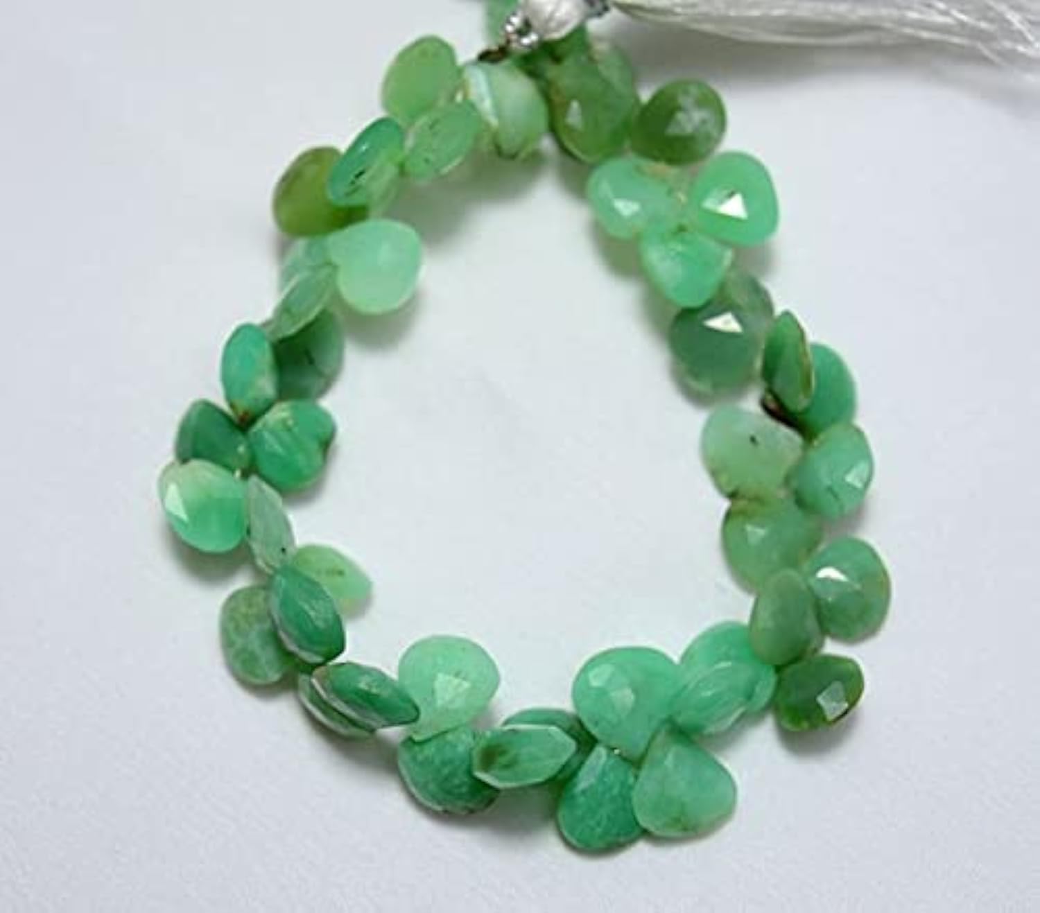 Chrysoprase briolettes coeurs taillés gemme naturelle 9-10mm pour haute joaillerie