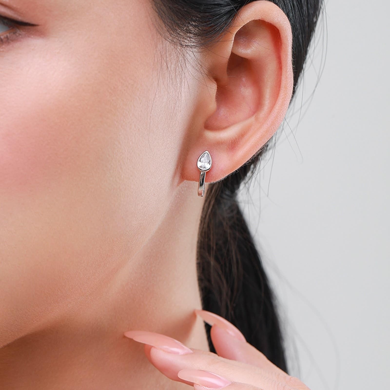 Kolczyki białe złoto 18K prawdziwe złoto biżuteria z kroplami moissanit, łza Platinum PT950 Creole