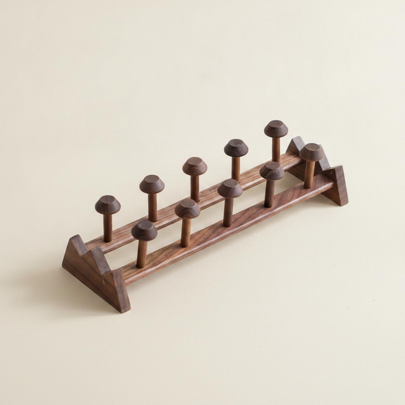 Elegant Tassenständer aus Walnussholz, Walnussholz-Bergform-Krughalter Mit Stehenden Haken Länge 34,8 cm, Breite 11,0 cm, Höhe 8,5 cm