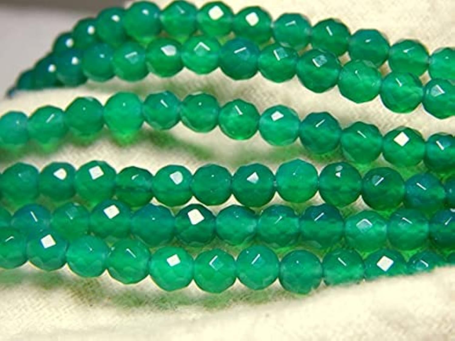 Perles onyx vert rondes de 4mm authentiques pour éviter les imitations en plastique