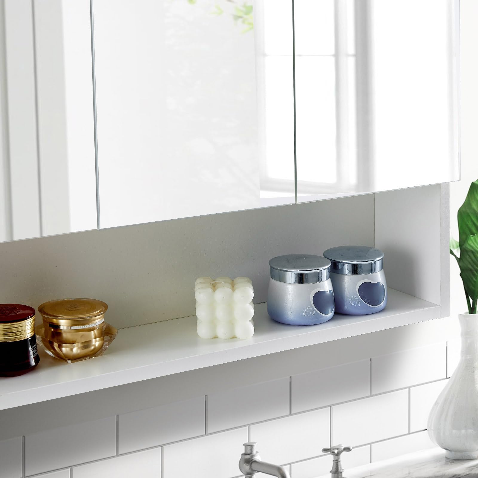 Tukailai - Armadietto per il bagno a giorno con montaggio a parete, bianco, con specchio, portaoggetti, con 3 ante, con ripiani a regolabili, impermeabile