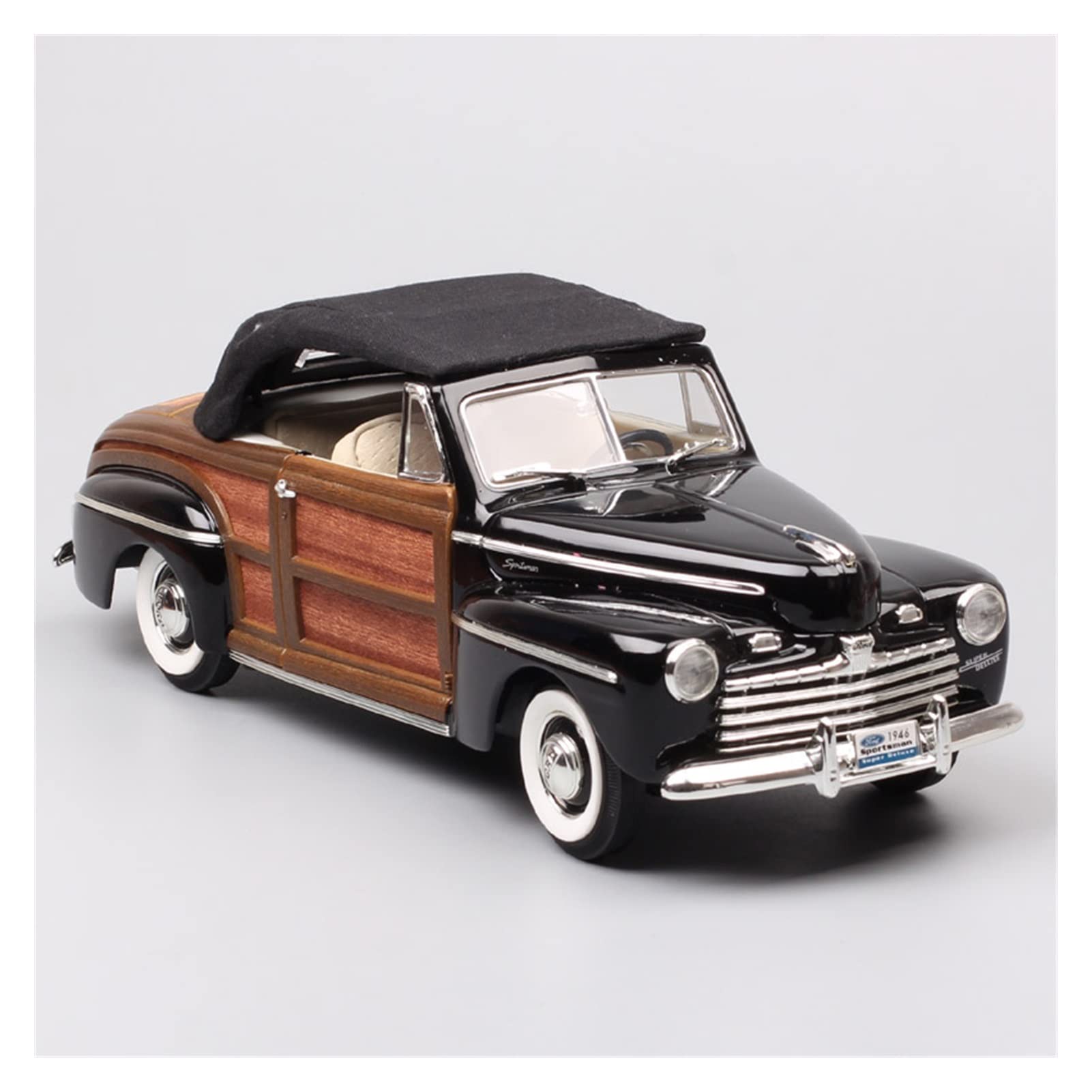 フォード エクスプローラー トラック1/18 1/18 Scale Ford Explorer 6th Generation SUV 2023 Grey