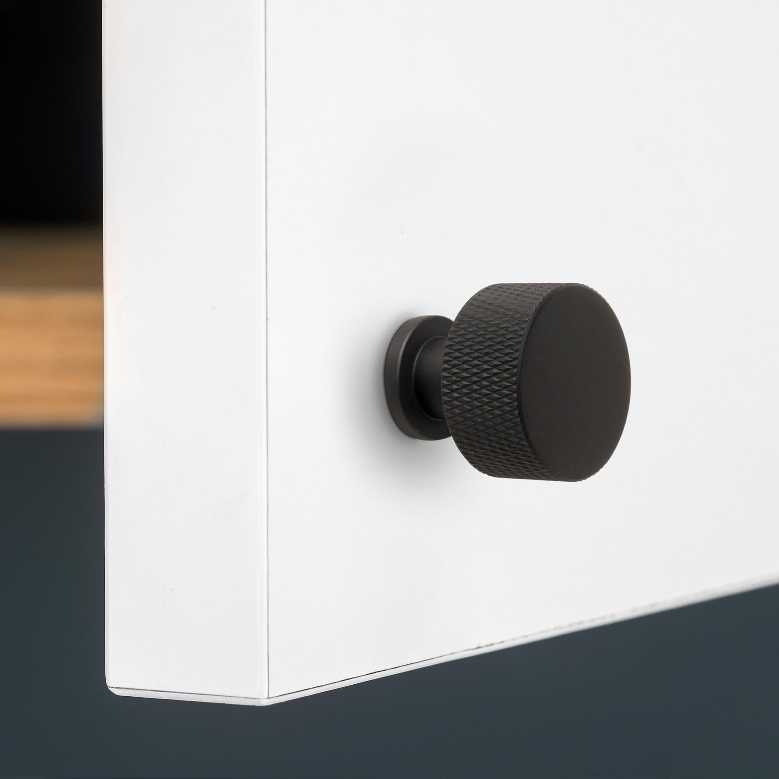 Emuca - Lot de 10 Furniture knobs, Diameter 30mm, Aluminium, Black Painted, 10 unidades - Image 2
