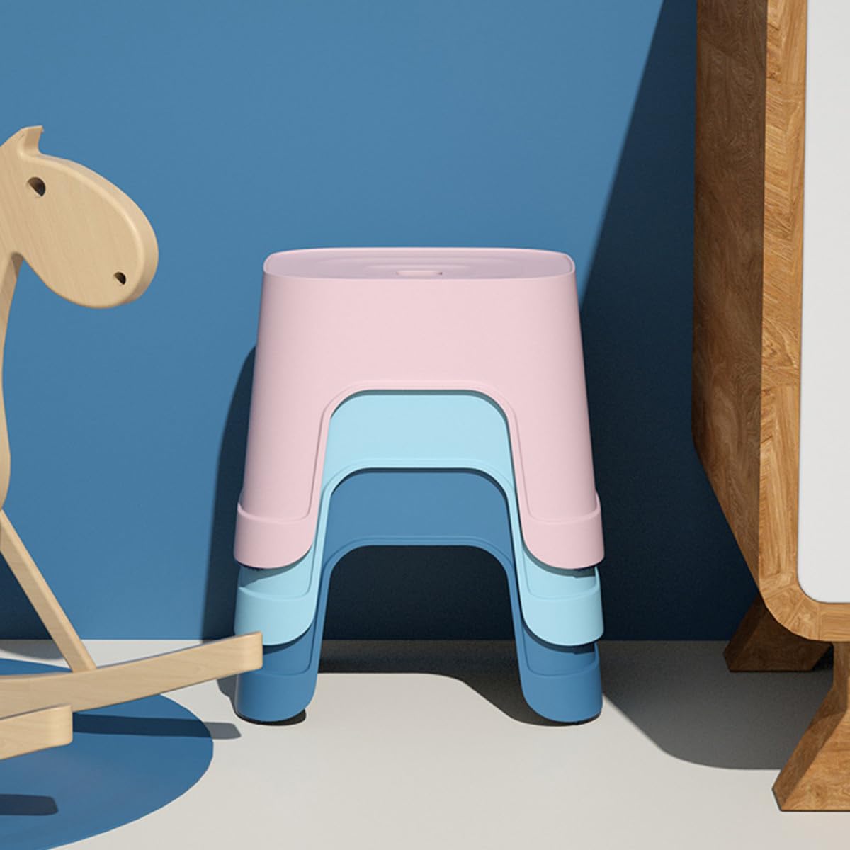 Rutschfester Tritthocker aus Kunststoff Leichter Kleiner Hocker für Badezimmer und Zuhause Kompakt und Stabil mit Anti Rutsch Funktion in Blau