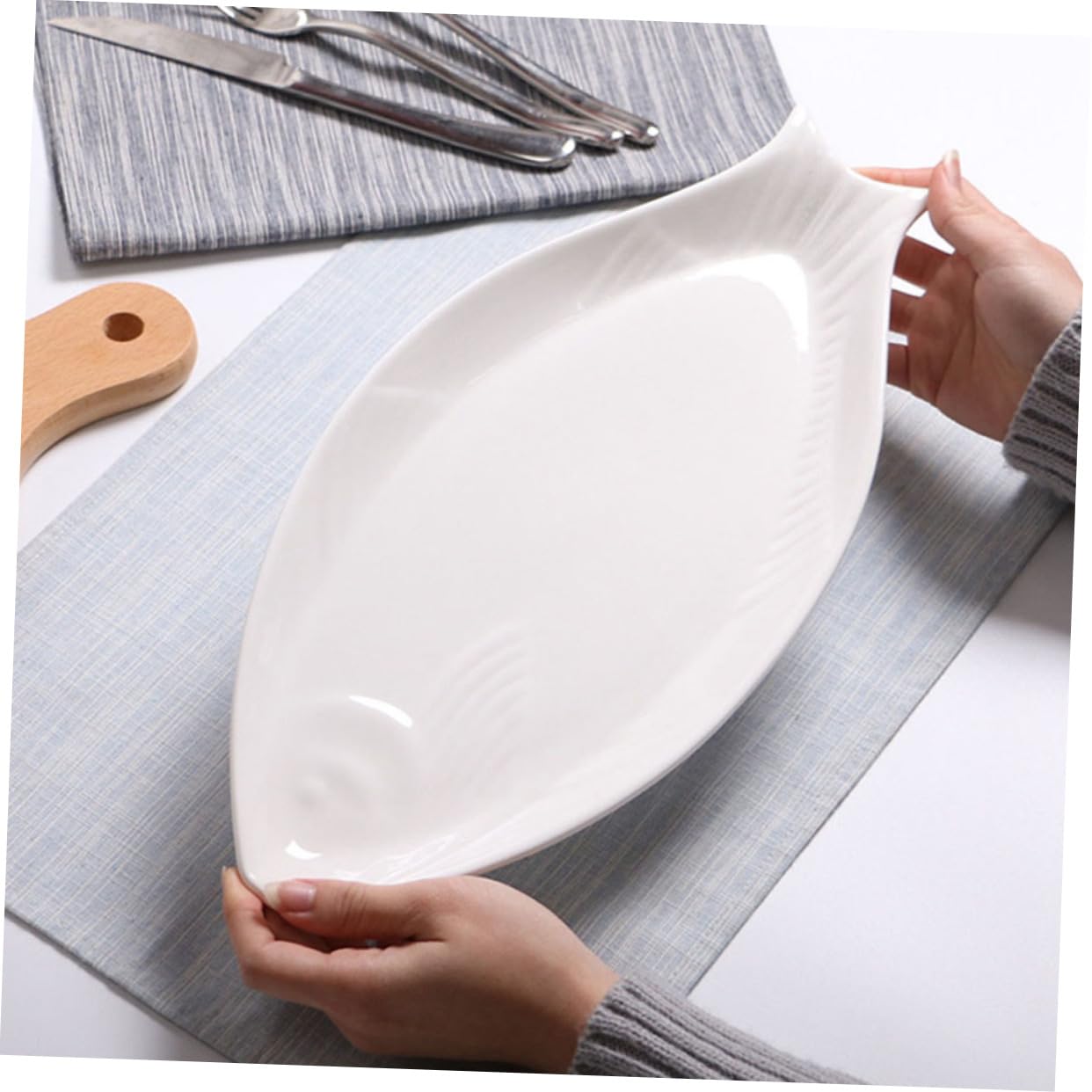 Piatto Pesce in Ceramica Bianca, Piatto da Portata a Forma Ellittica