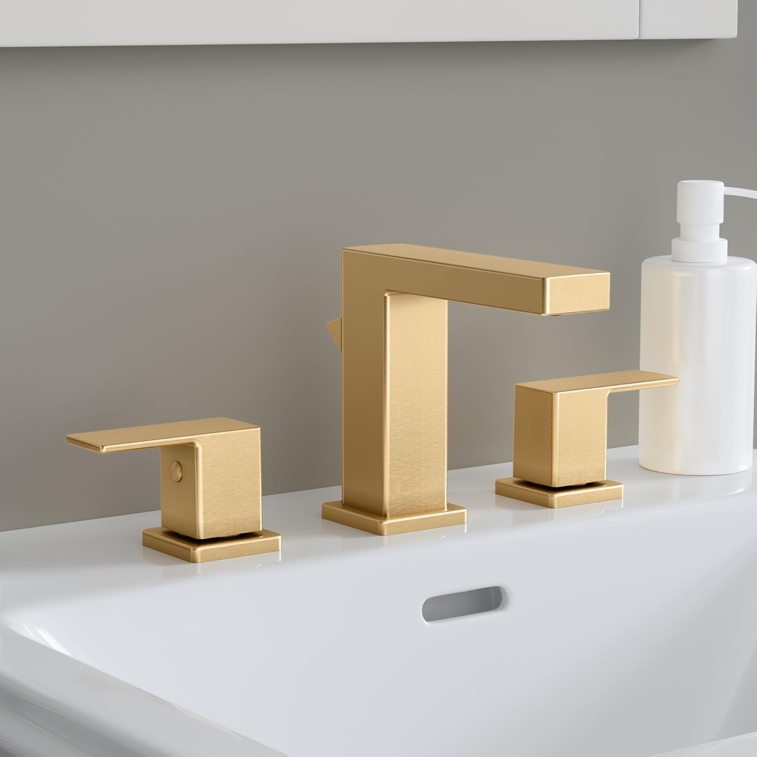 PROFLO PFWSC9867 Kelper 1.2 GPM Widespread Bathroom Faucet with Pop-Up Drain Assembly - Chrome