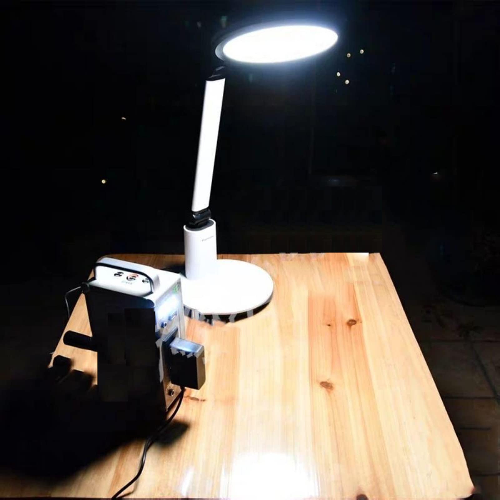 Przenośny ręczny generator korbowy o pojemności 65 WH/15000 mAh, skorygowana fala dodatnia 150 W, światło LED i mobilne zasilanie awaryjne, idealny do podróży służbowych
