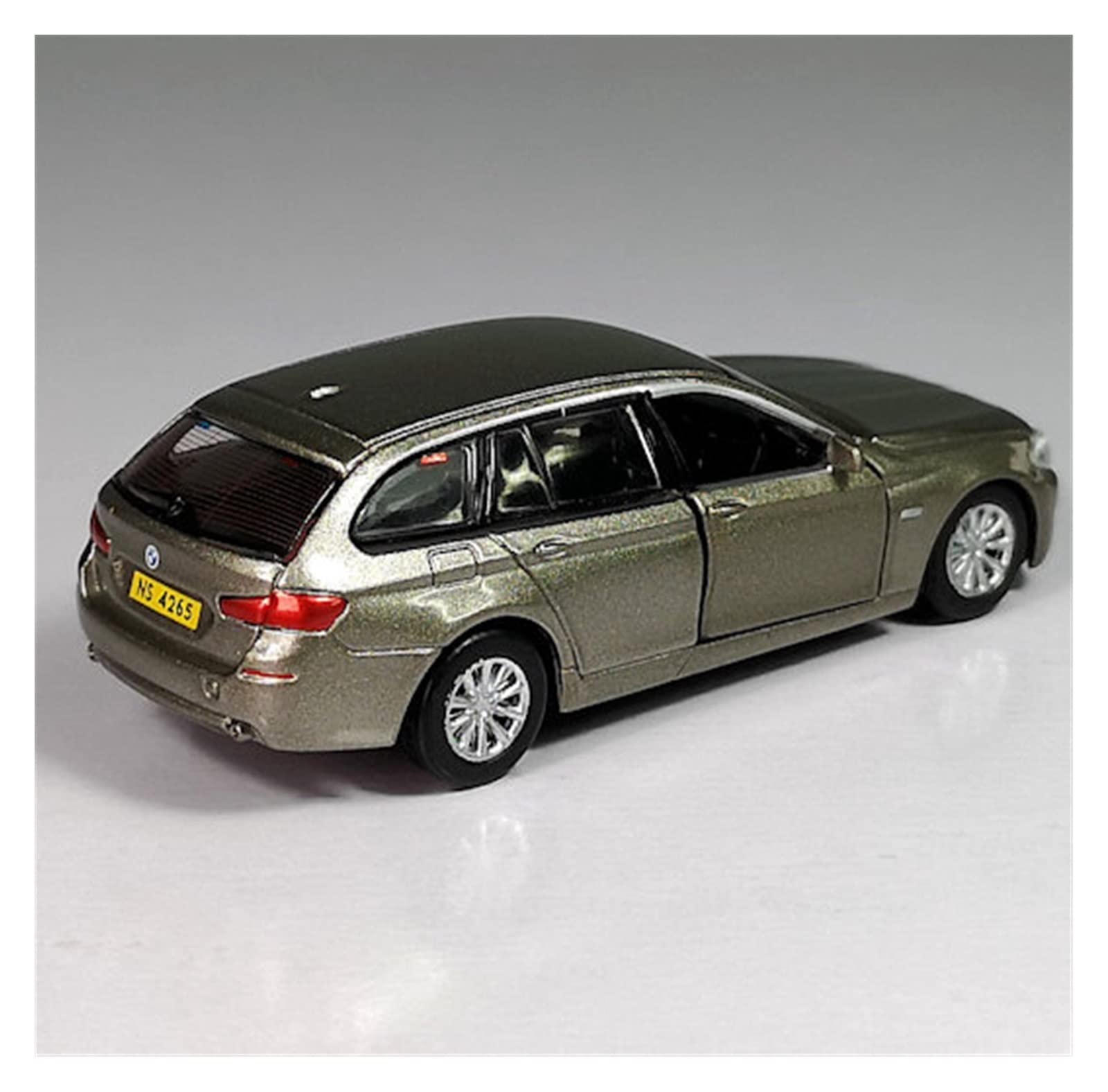 Amazon | ミニカー 1 64 BMW 5 シリーズ F11 ステルスチャリオット合金 