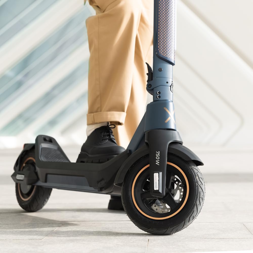 Cecotec Trottinette électrique Bongo Serie X. Puissance maximale 750 W et 900 W, Système de Conduite adaptatif, Freinage avec Disque de Frein Avant de Haute précision, Freinage régénératif e-ABS