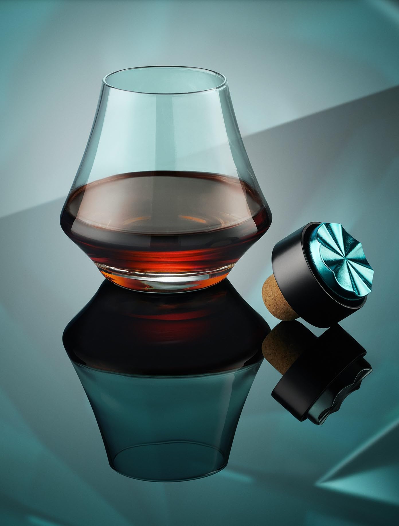 Carlos I Legacy Collection Historic Sherry Cask Release – Limitierter Brandy de Jerez Solera Gran Reserva von Osborne in edler Geschenkverpackung mit 42,1% vol. (1 x 0,7 l)