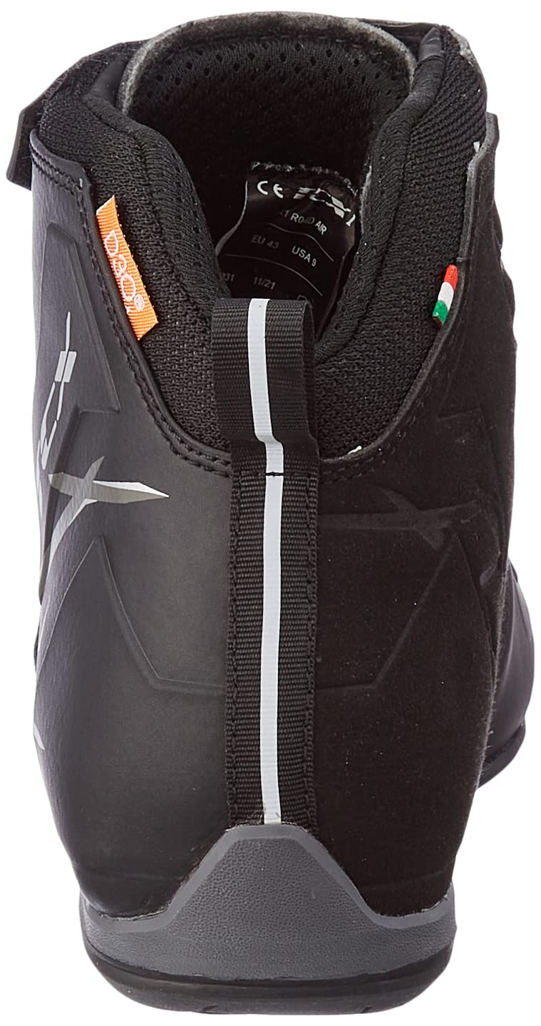 TCX - R04D AIR, Scarpe da Moto Uomo, Traspirabili e Versatili, Tomaia in Mesh con Rivestimento Hot-Melt, Chiusura con Lacci e Velcro, Nero/Grigio