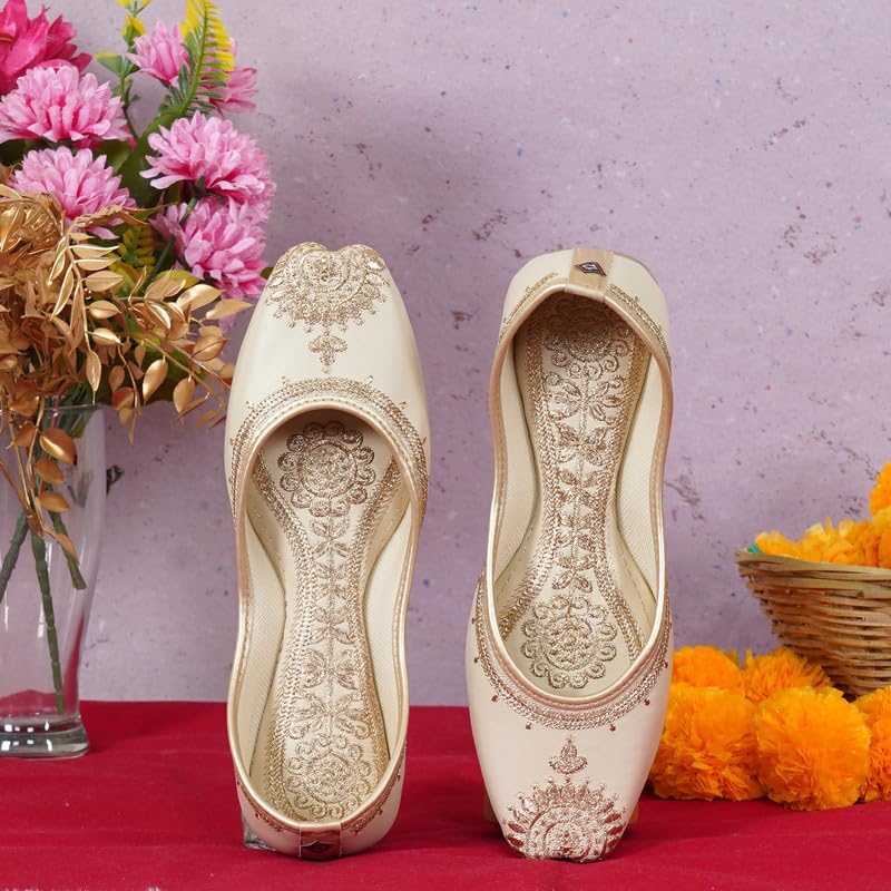 Image of DFR Women Juti | Embroidered Rajasthani Mojari Girls Shoe