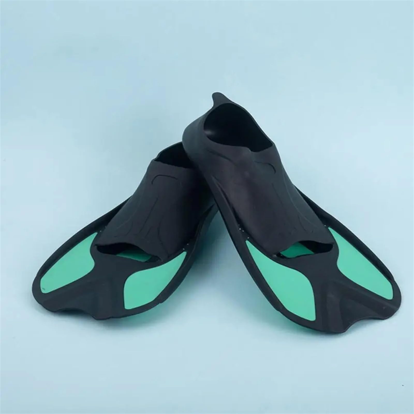 Palmes de plongée Palmes d'entraînement à la natation Palmes de plongée professionnelles Palmes à lame courte Palmes de renforcement musculaire des jambes Palmes de natation Adulte Fins(Black,2XS)