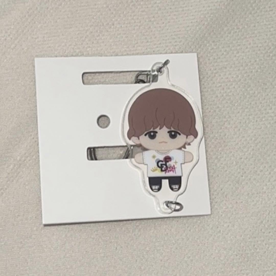 Amazon.co.jp: ゆうた アクリルキーホルダー コムドット CDF J