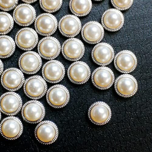 Amazon | 【 直径11mm / 8個 】 アイボリー アンティークボタン風