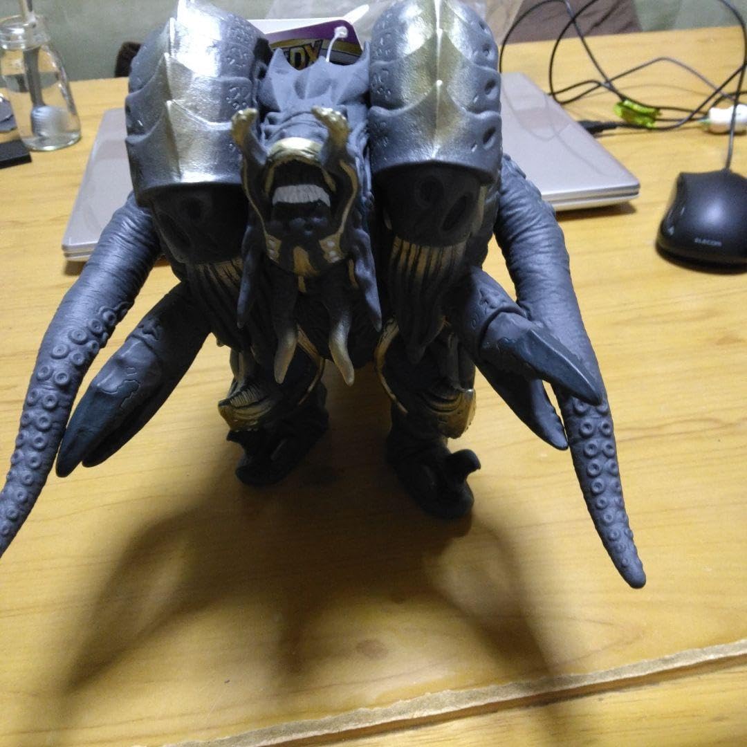 Amazon.co.jp: ウルトラ怪獣DX 邪神メガロゾーア第二形態 : おもちゃ