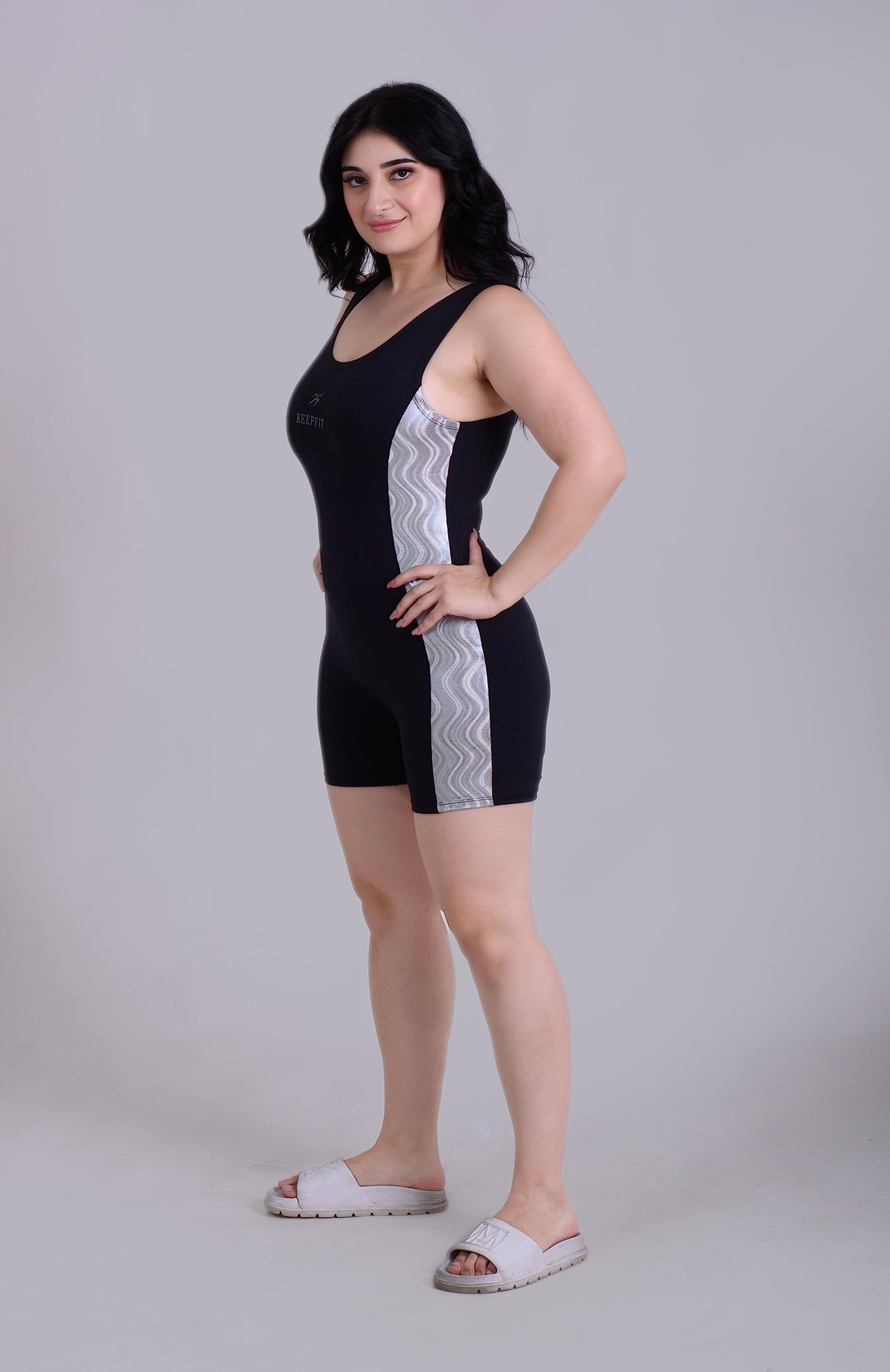 Keepfit Women Black and Silver colourblocked Legsuit L 2