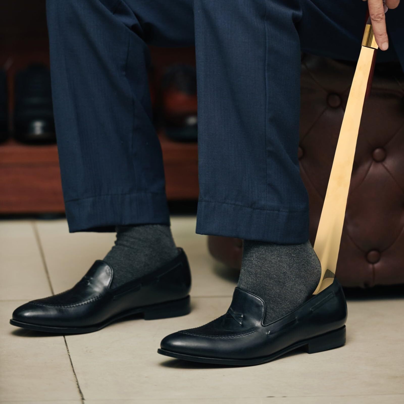 Calzador de Metal 58cm con Mango de Madera para Anzianos y Embarazadas, Ponezapatillas Extra Largo Sin Doblarse Resistente, Calzador Ayuda Movilidad para Botas, Zapatillas
