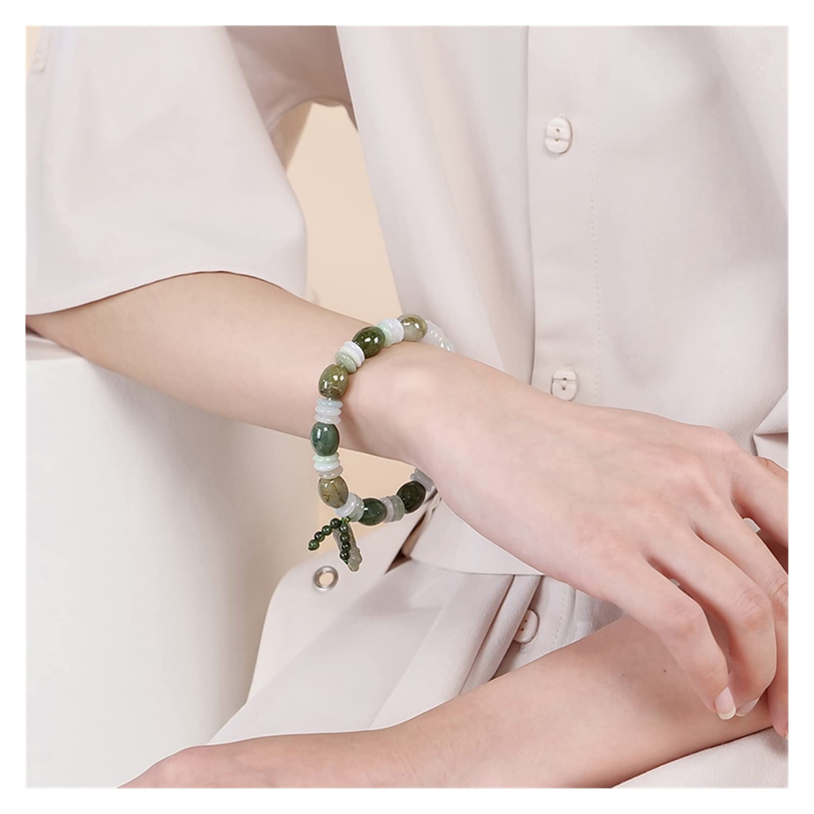 Feng Shui-Armband, natürliche Jade-Jadeit-Perle der Güteklasse A, runde Perle mit handgeschnitztem Pixiu-Charm-Gliederarmband, elastischer Armreif für Männer und Frauen,