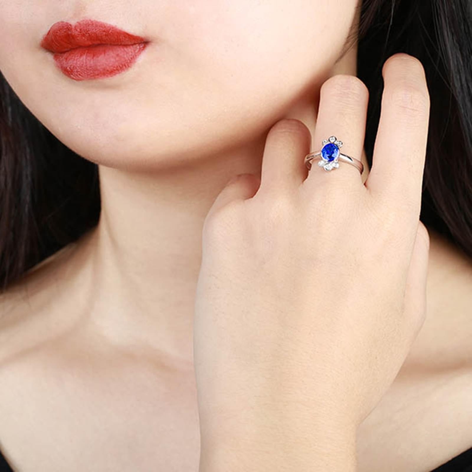 Anillo de compromiso de oro blanco de 18 quilates para mujer, zafiro azul ovalado, anillo para mujer ovalado con zafiro de 1,13 quilates y anillo de diamante para mujer
