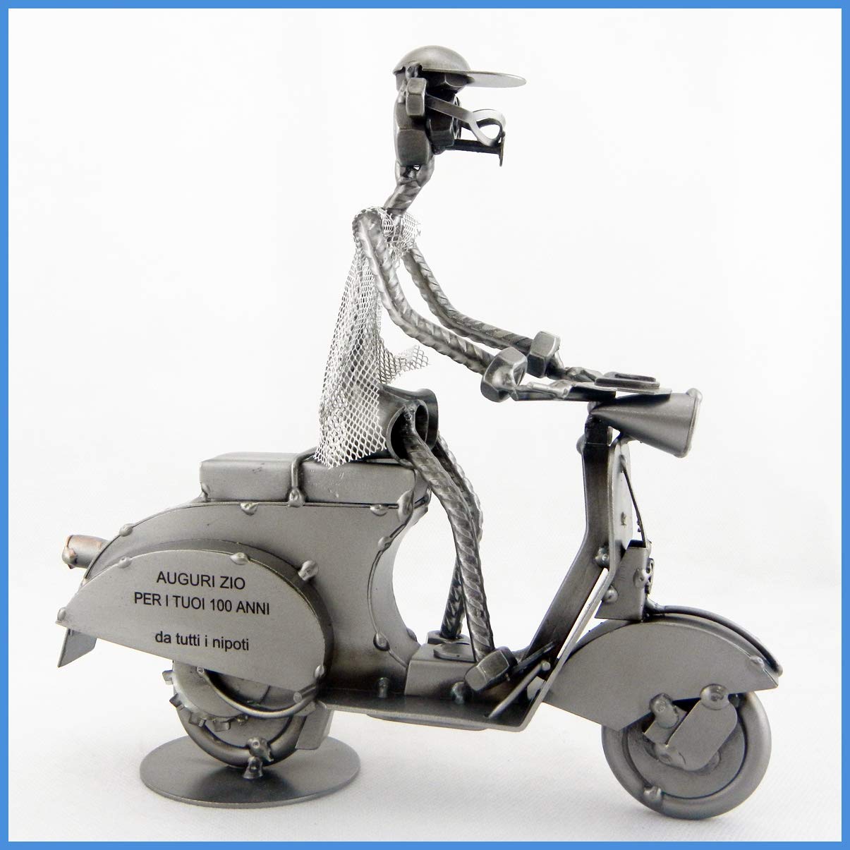 VESPA CON PERSONAGGIO IN METALLO CON VITI BULLONI CHIODI DI METAL IDEA - IDEA REGALO ORIGINALE - 100% ARTIGIANALE - MADE IN ITALY - PERSONALIZZABILE