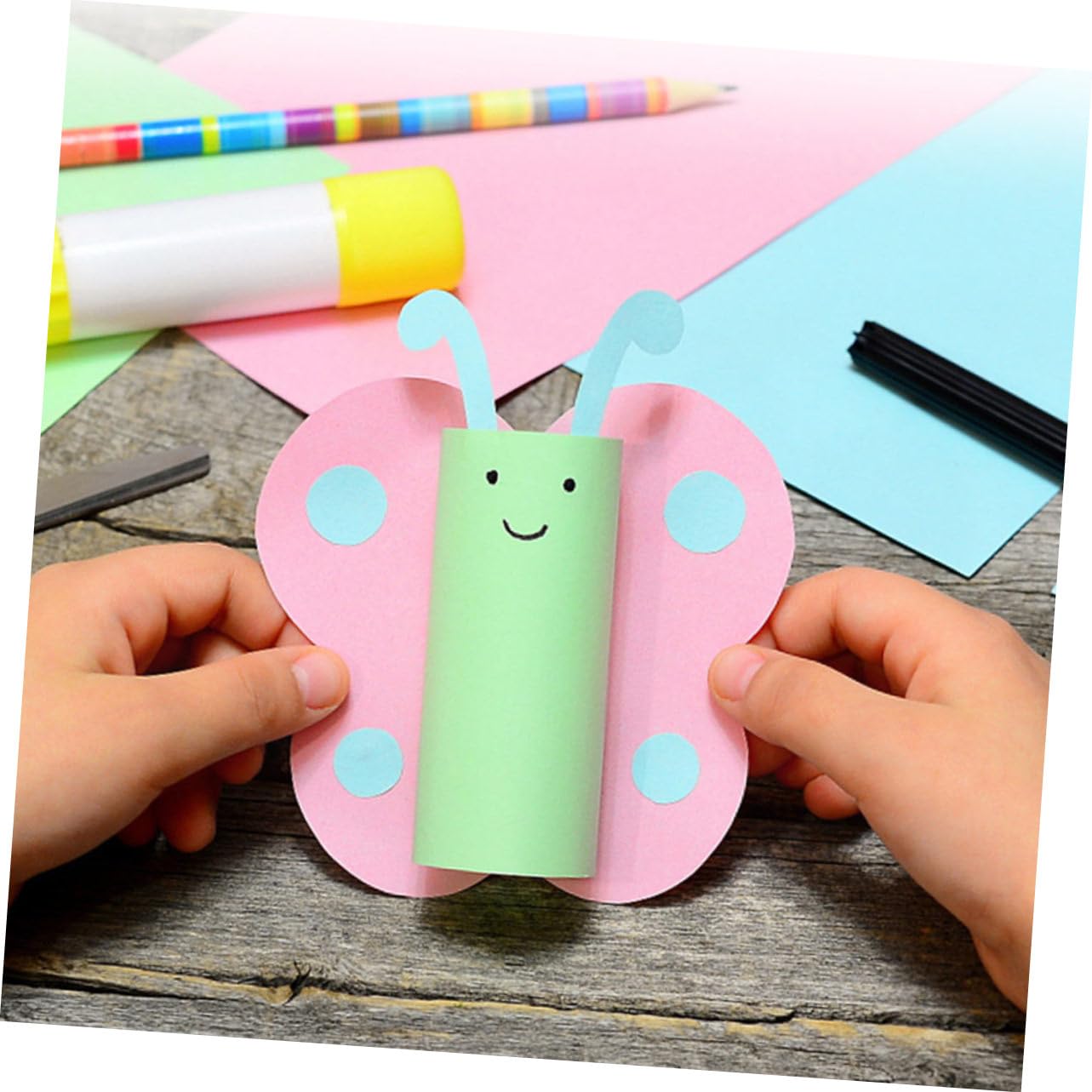 Quadratisches Faltpapier für Kinder, 200 Blatt Selbstgemacht Bastelpapier | Papier für Zuhause und Schule, Doppelseitig Bedruckt, für Erwachsene Geeignet