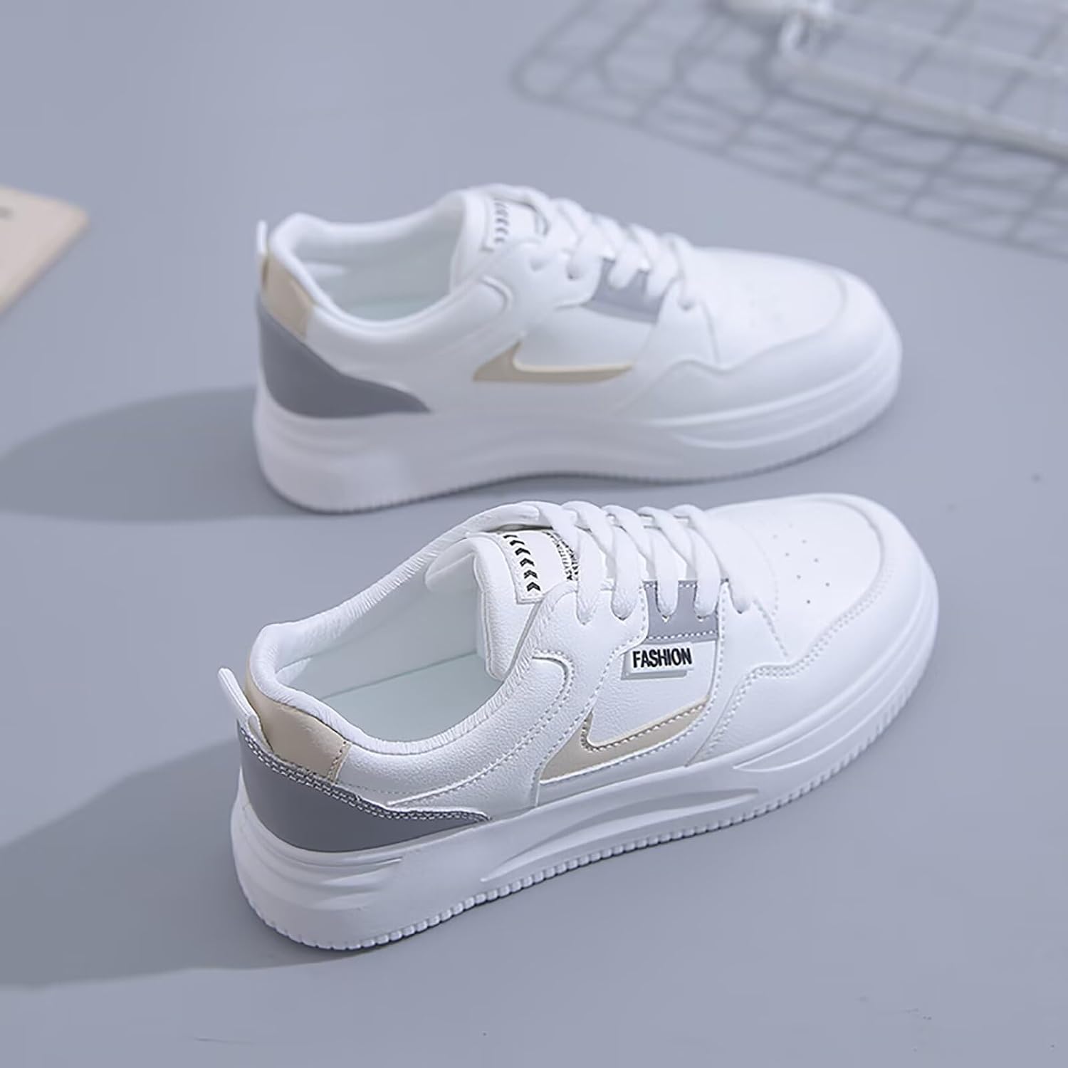 TERBOFIN Skate Shoes for Women White Walking Shoes Fashion Sneakers Casual Shoes Lightweight