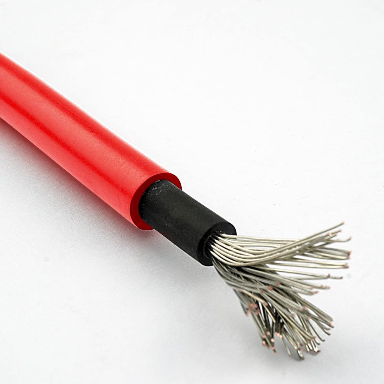 Cable Solar Premium 4mm² Negro Flexible, Fotovoltaico, Resistente a los Rayos UV, para Paneles Solares, Inversores y Controladores de Carga (Rojo, 30m)