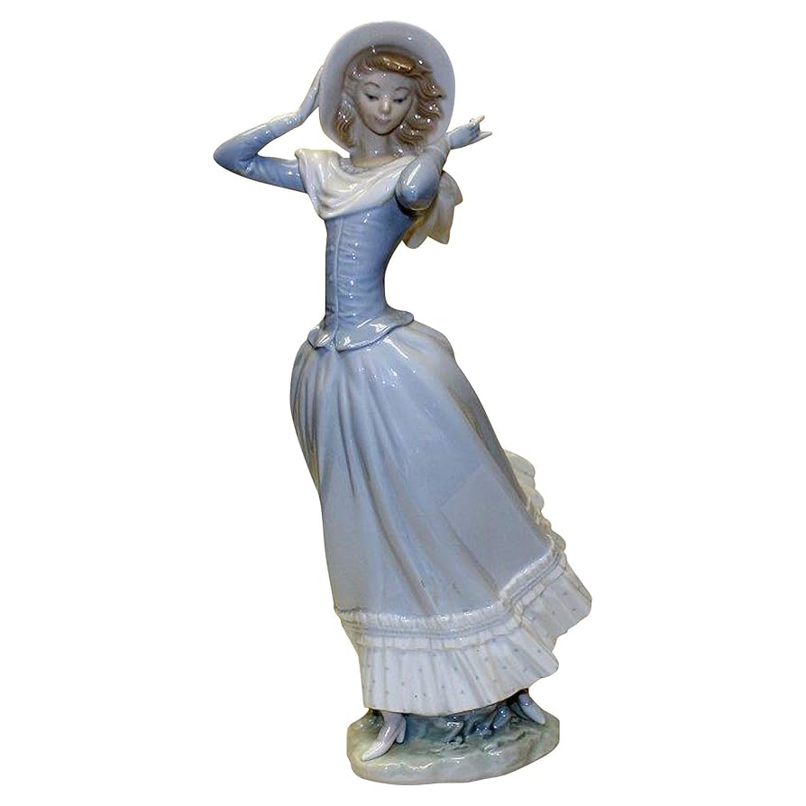 （大幅値下げ）【LLADRO #4936】Spring Breeze 青い貴婦人 大幅値下げ）【LLADRO #4936】Spring Breeze 青い貴婦人