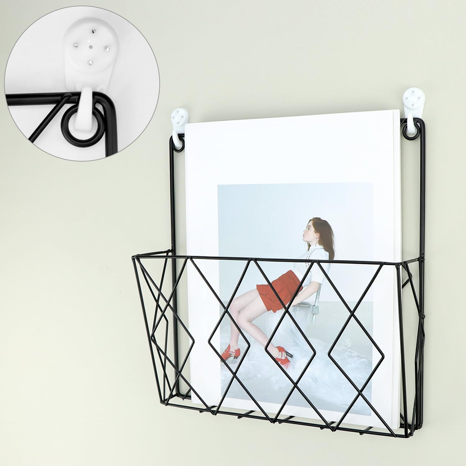 QWORK® ścienny uchwyt na gazety uchwyt na gazety 26x25 cm - metalowy stojak ścienny do biura i salonu - czarny