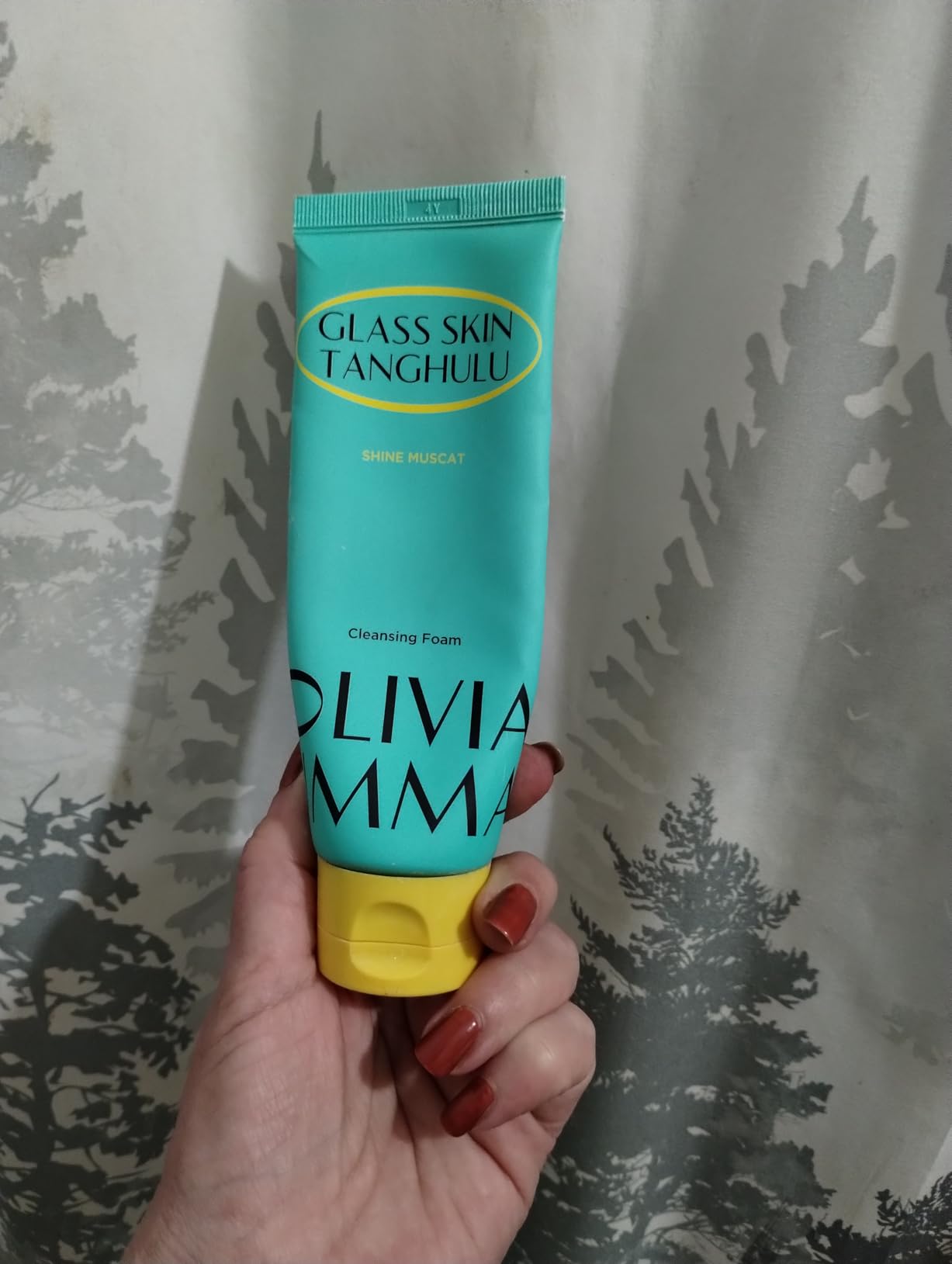 OLIVIAUMMA Cashmere Whip Clarifying Cleanser - Soft Whipped Textured Korean Face Wash - Korean Cleanser with Heartleaf for Glass Skin Glow, Deep Cleansing & Gentle Daily Exfoliation, 120ml