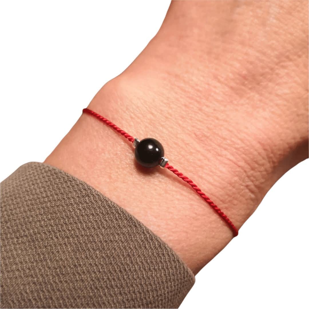 Handmade Pulsera turmalina negra hilo rojo, piedra natural 100% con energía protectora de uso personal