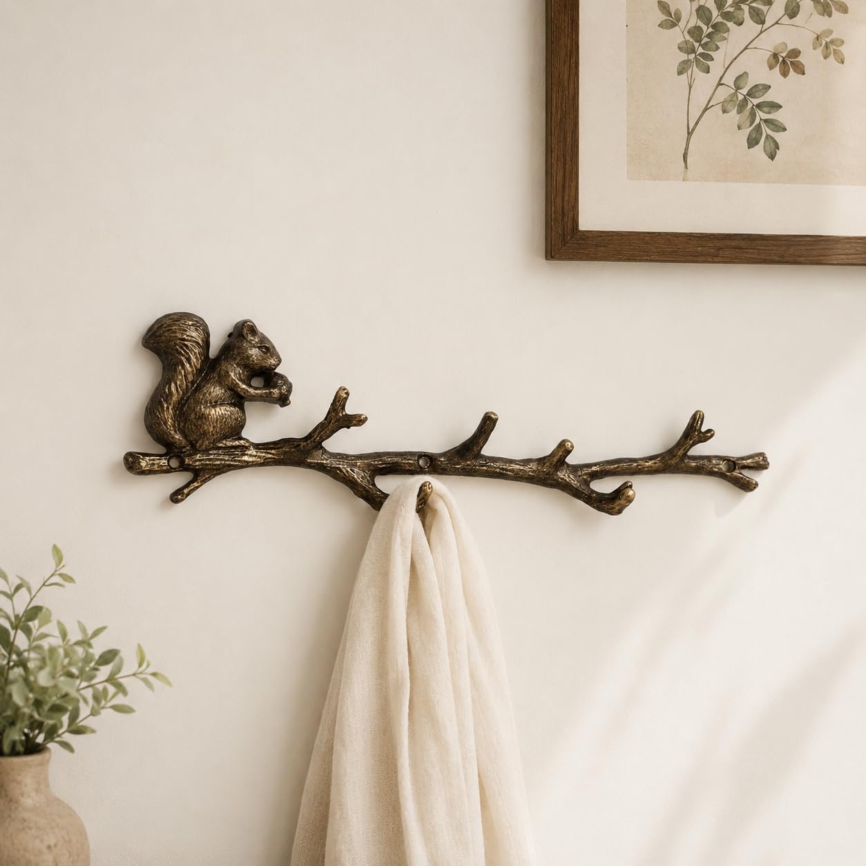 Fyne-Finds Metal Bronze Finish Squirrel Accorn on Branch Coat Keys Hat Wall Mounted 34cm Vintage Hanger Hook
